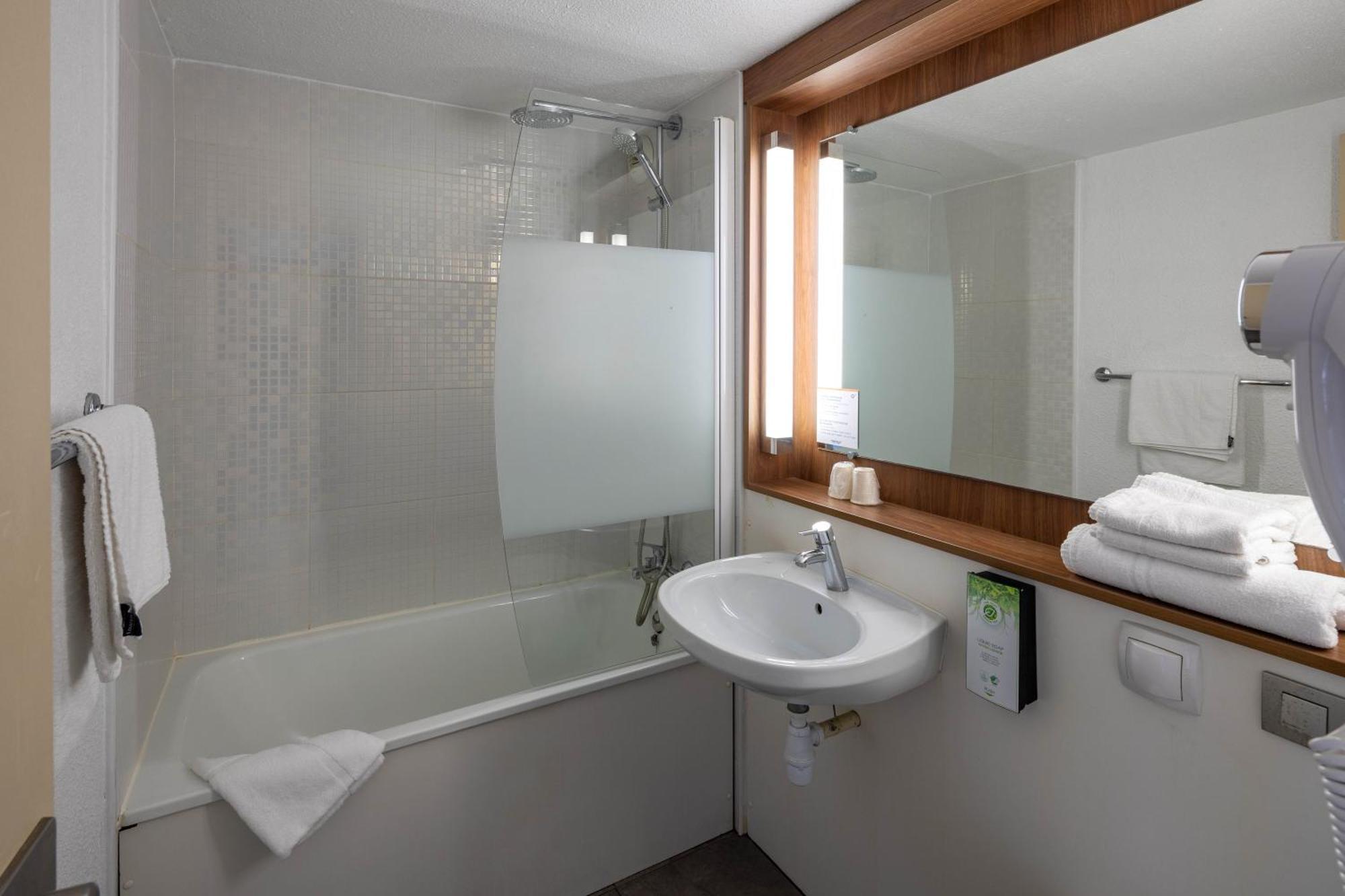 Hotel Noemys Arles Esterno foto